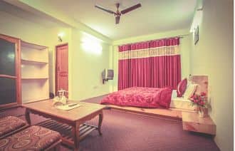 Gautam Hotel and Cottage